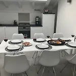 Vittore 아파트 *